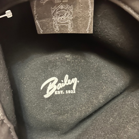 Bailey of Hollywood Men's Yates Hat
One Size Black /brown trim - Picture 7 of 8